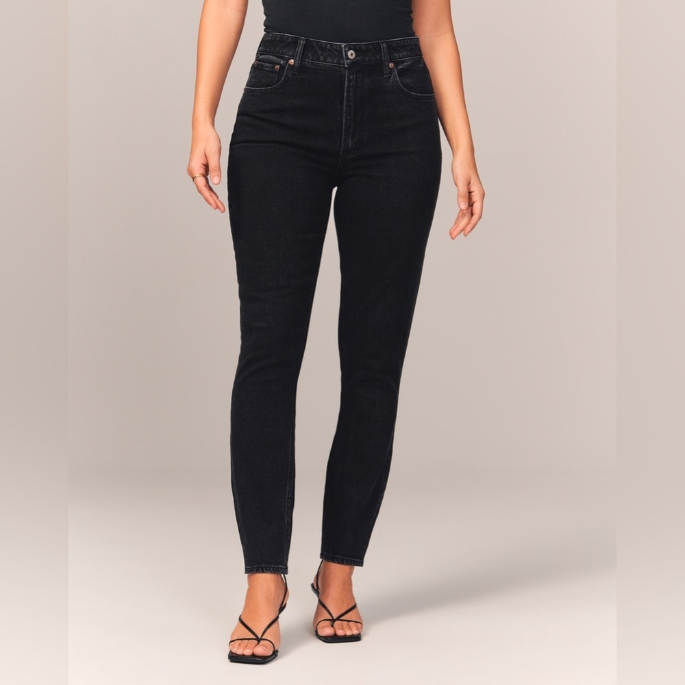 Abercrombie & Fitch Curve Love High Rise Skinny Jean in Black Size 16 (33) - Picture 2 of 13